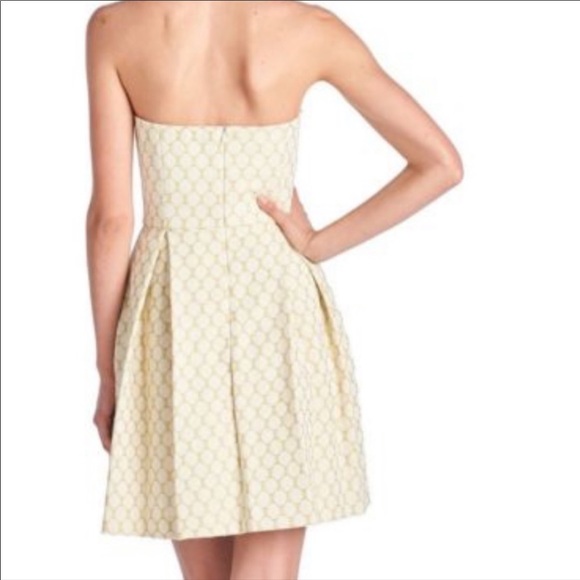 Gorgeous Dress - Picture 5 of 6